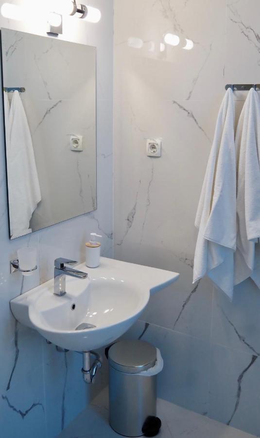 Urban Apartments Сутоморе Екстериор снимка