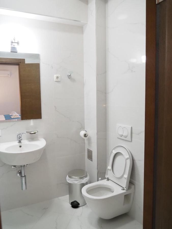 Urban Apartments Сутоморе Екстериор снимка